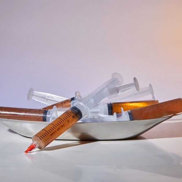 Liquid culture syringe