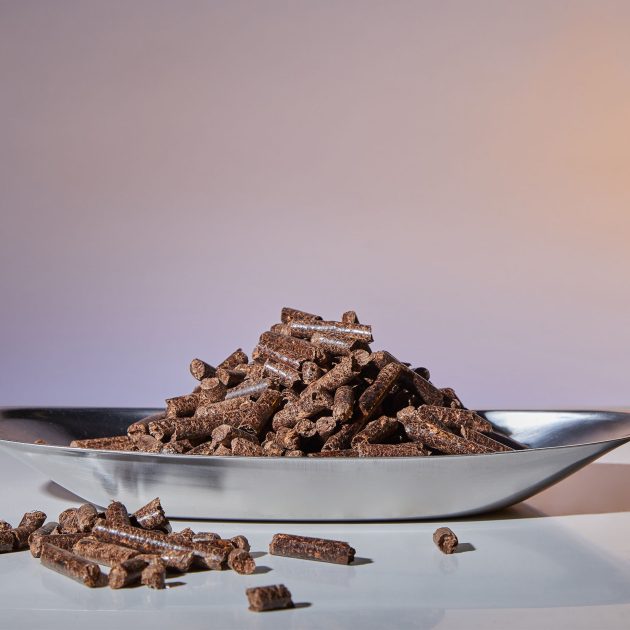 Hardwood pellets mushroom